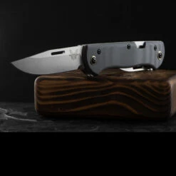 Benchmade 317 Weekender G10 Folding Knife -Survivor Gear Shop BM317det4 92832.1659951826