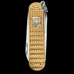 Victorinox Classic Precious Alox -Survivor Gear Shop BMC 062214011Gdet4 02921.1648227152.1280.1280 03498.1648227169