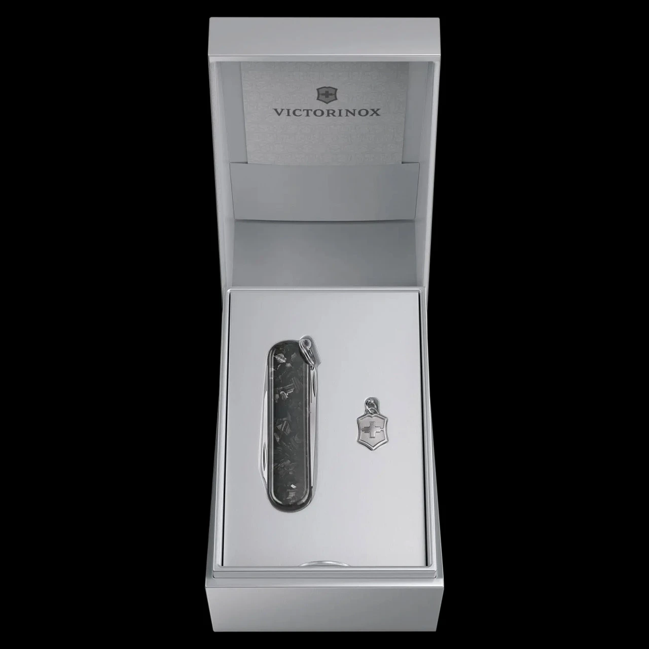 Victorinox Classic SD Brilliant Carbon 4 Victorinox Classic SD Brilliant Carbon - Image 2