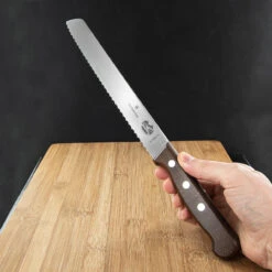 Victorinox Wood Bread Knife -Survivor Gear Shop BMC 5163021G 04875.1647001209.1280.1280 33381.1648462810