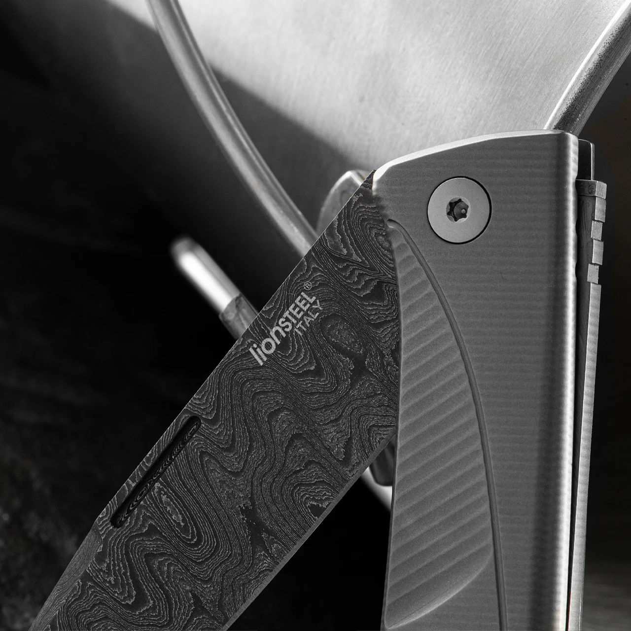 Lion Steel Thrill Damascus 10 Lion Steel Thrill Damascus - Image 8