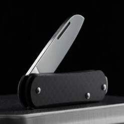 Fox Vulpis 1 Carbon Fibre 4.5 Penknife 9 Fox Vulpis 1 Carbon Fibre 4.5 Penknife -Survivor Gear Shop FOX FX VP108CFdet3 25541.1686652161.1280.1280 33341.1686746133