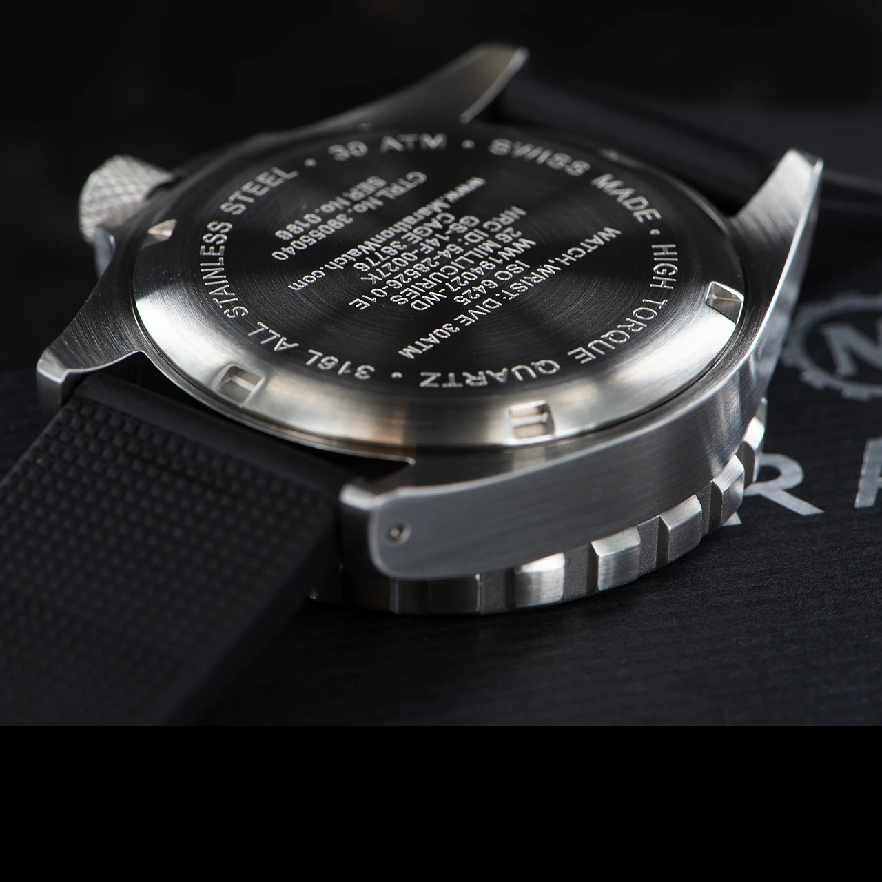 Marathon Diver's Arctic Edition Quartz Medium 4 Marathon Diver's Arctic Edition Quartz Medium - Image 2