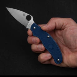 Spyderco UK Penknife Lightweight Dark Blue CPM SPY27 -Survivor Gear Shop SC94PCBLdet 13682.1694442613