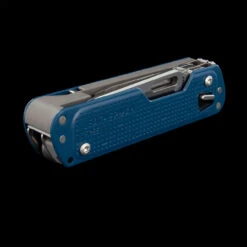 Leatherman FREE T4 -Survivor Gear Shop WIT LTT4NAdet2 39644.1649424043