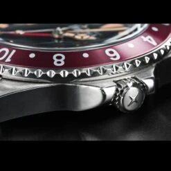 Davosa Vintage Diver Quartz Burgundy 14 Davosa Vintage Diver Quartz Burgundy -Survivor Gear Shop davos 162.500.65det 49759.1646669661